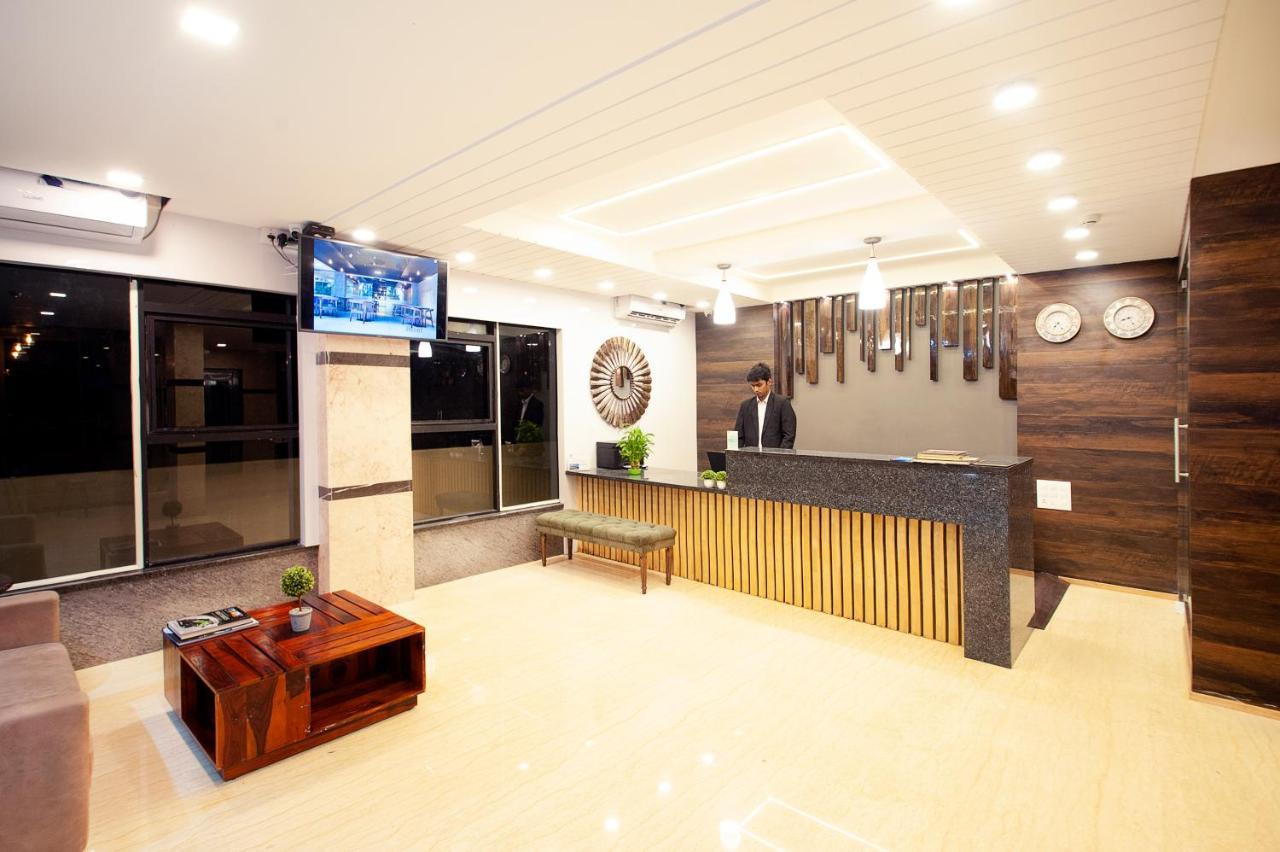 Abm Boutique Hotel By Purple Cloud Dod Jala Exteriör bild