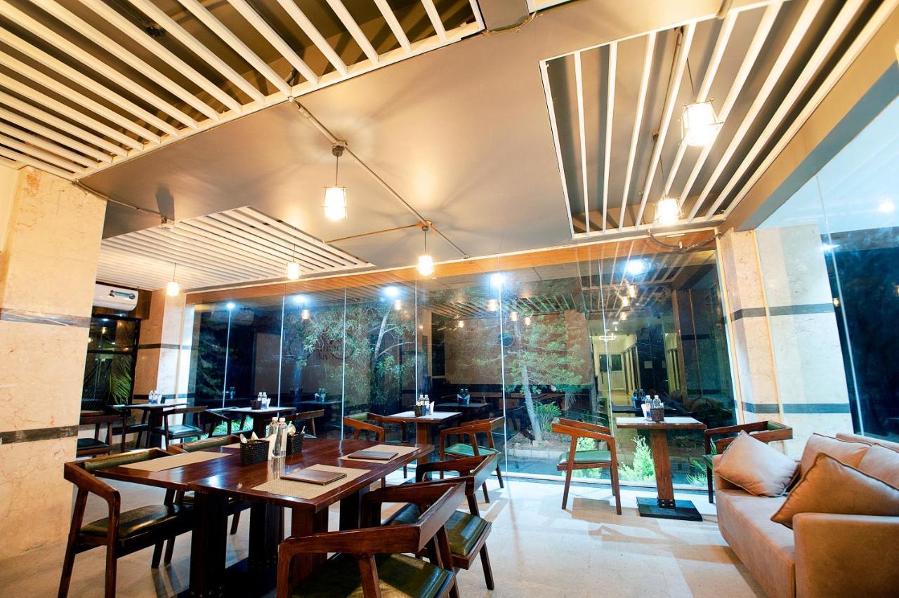 Abm Boutique Hotel By Purple Cloud Dod Jala Exteriör bild