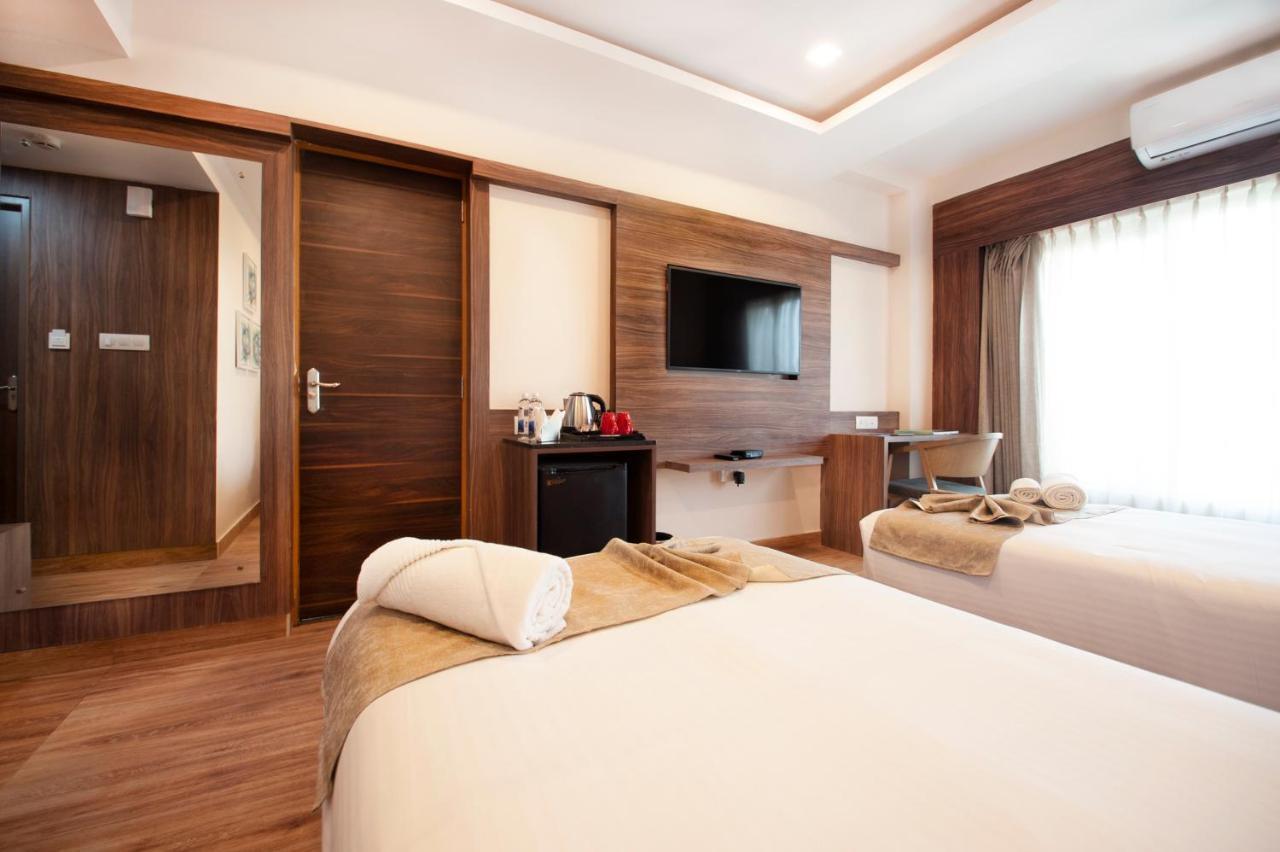 Abm Boutique Hotel By Purple Cloud Dod Jala Exteriör bild