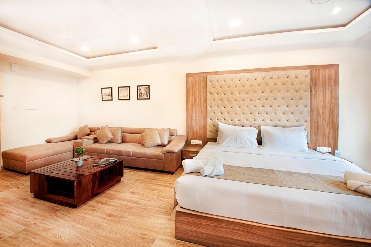Abm Boutique Hotel By Purple Cloud Dod Jala Exteriör bild