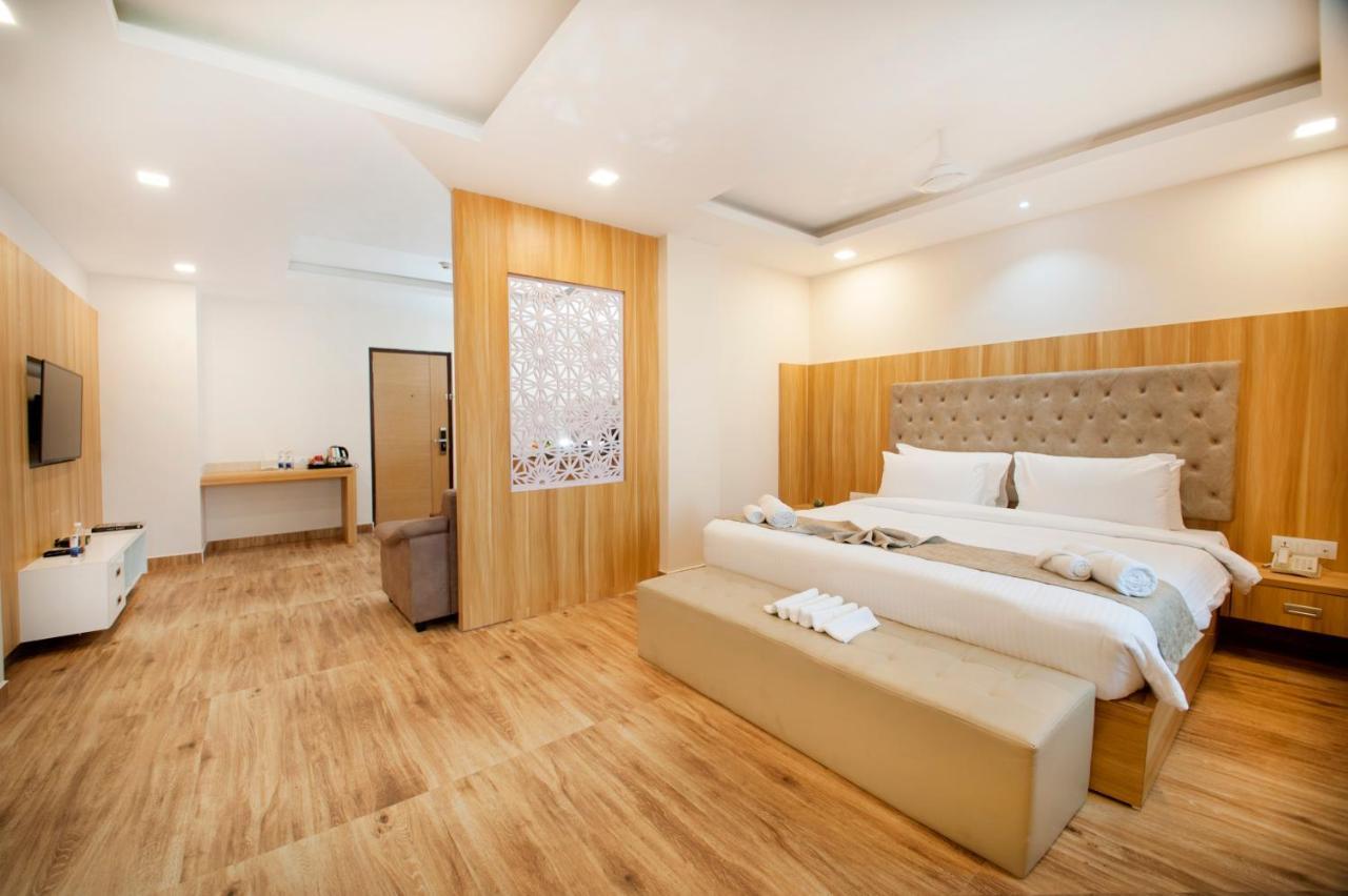 Abm Boutique Hotel By Purple Cloud Dod Jala Exteriör bild