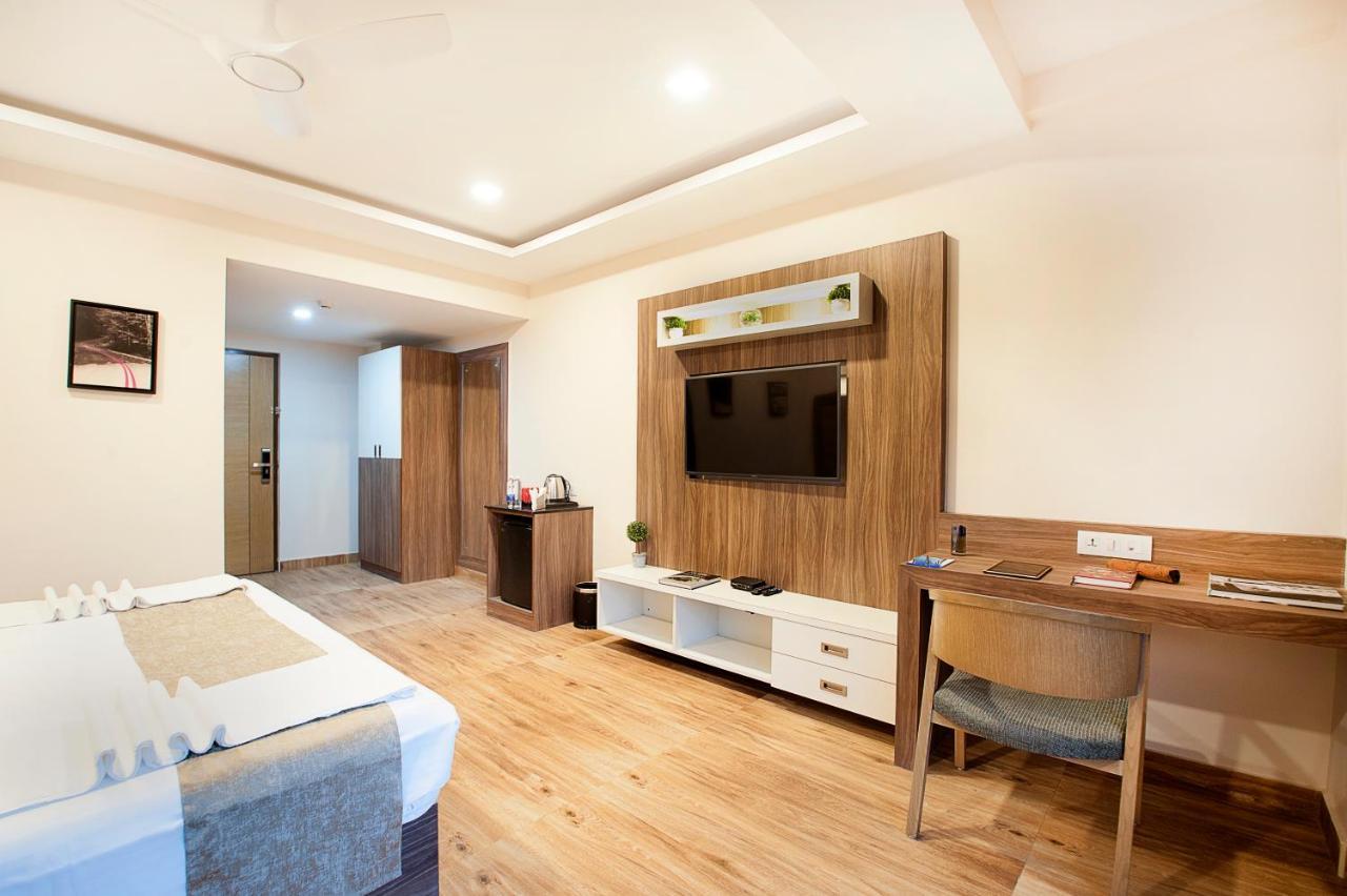 Abm Boutique Hotel By Purple Cloud Dod Jala Exteriör bild
