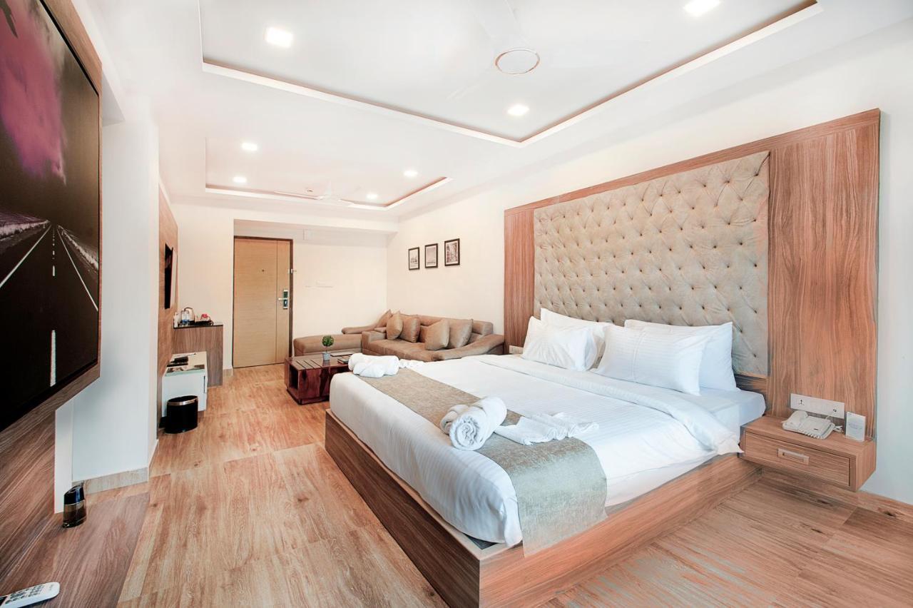Abm Boutique Hotel By Purple Cloud Dod Jala Exteriör bild